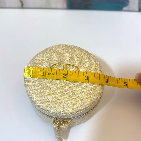 NWOT Dior beauty gold tone jewelry case - Picture 5 of 6